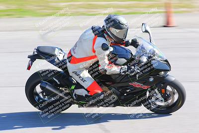 media/Jan-20-2023-Fastrack Riders (Fri) [[f2ad32aba3]]/Level 1/session 3 turn 9/